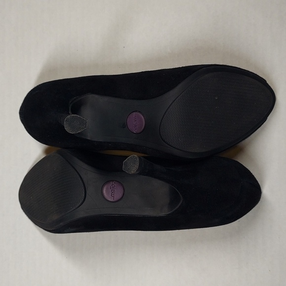 Me Too Suede Janella Peep Toe Heel Size 10M - Picture 4 of 9